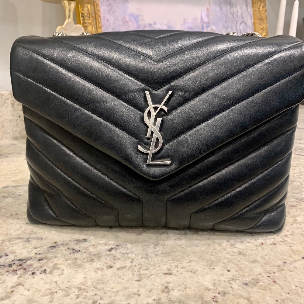 YSL Saint Laurent Loulou Bag Medium Black